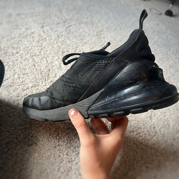 Nike Air Max 270s - Picture 2 of 4